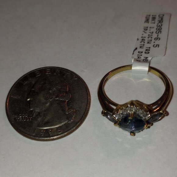 LAST ONE - 10Kt Yellow Gold Topaz and Diamond Ring - Picture 7 of 7